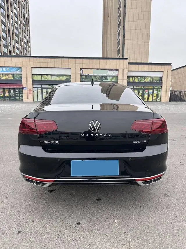2025 Volkswagen Magotan 2.0T 186HP L4 7DCT,autocango,china used car exporter,china ev exporter,chinese used car exporter,chinese used ev exporter