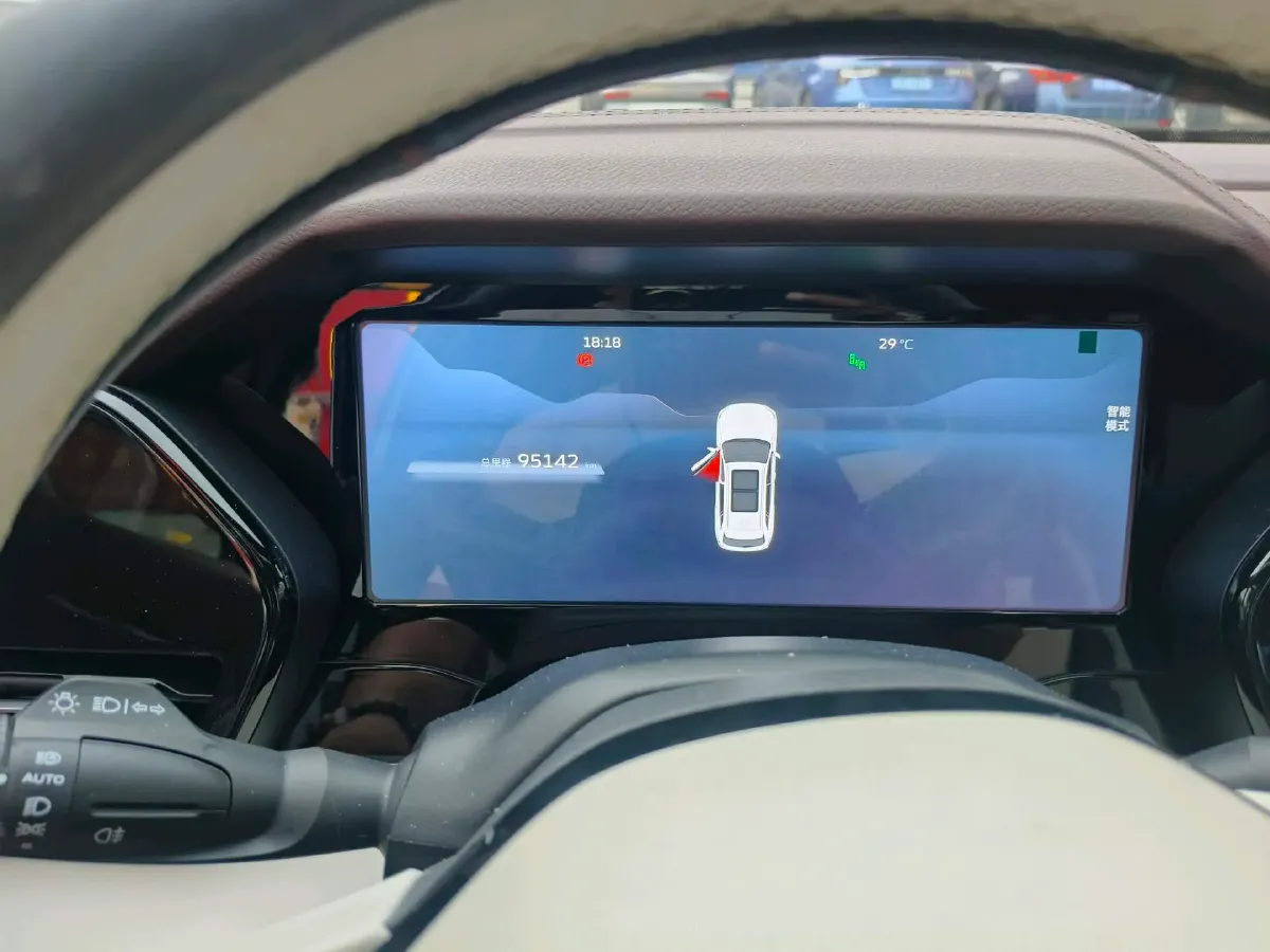 2021 Geely Monjaro 2.0T 238HP L4 8AT,autocango,china used car exporter,china ev exporter,chinese used car exporter,chinese used ev exporter