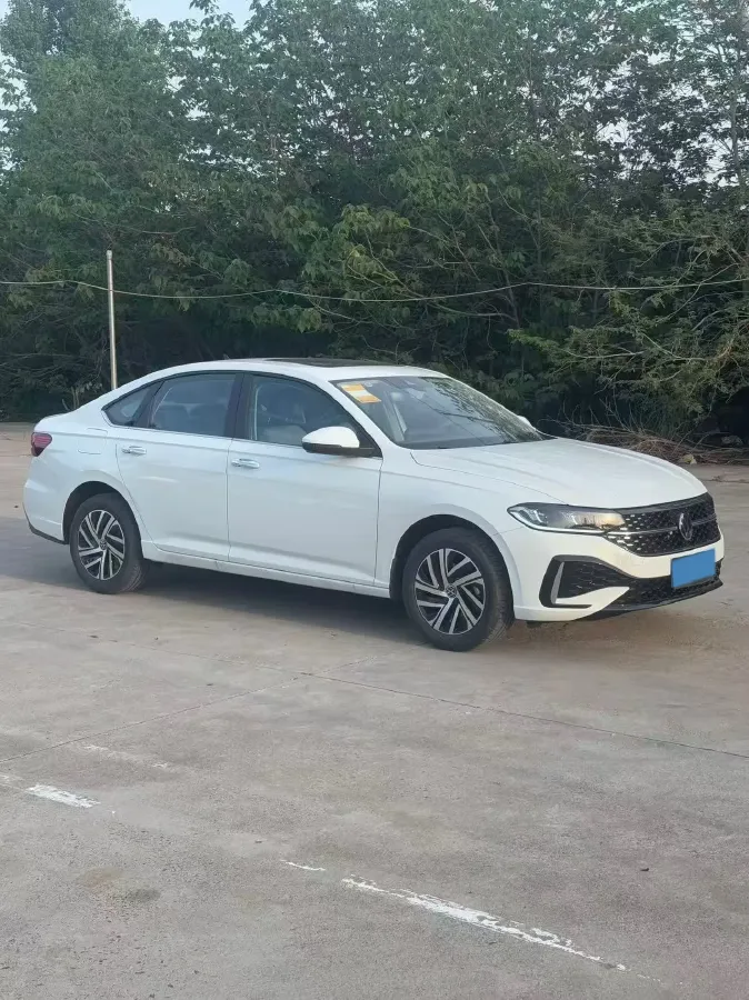 2024 Volkswagen Lavida 1.5L 110HP L4 6AT,autocango,china used car exporter,china ev exporter,chinese used car exporter,chinese used ev exporter