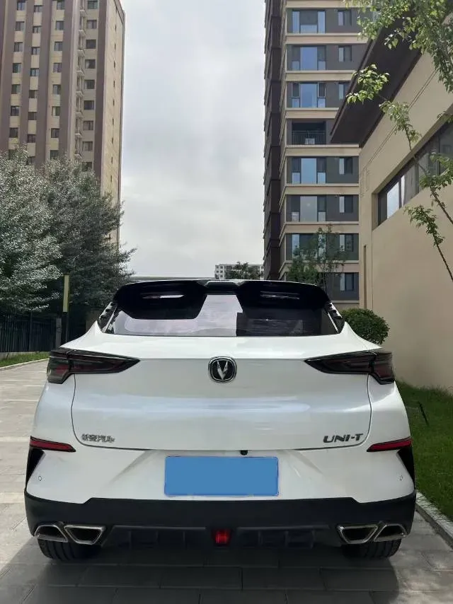 2020 ChangAn UNI-T 1.5T 180HP L4 7DCT,autocango,china used car exporter,china ev exporter,chinese used car exporter,chinese used ev exporter