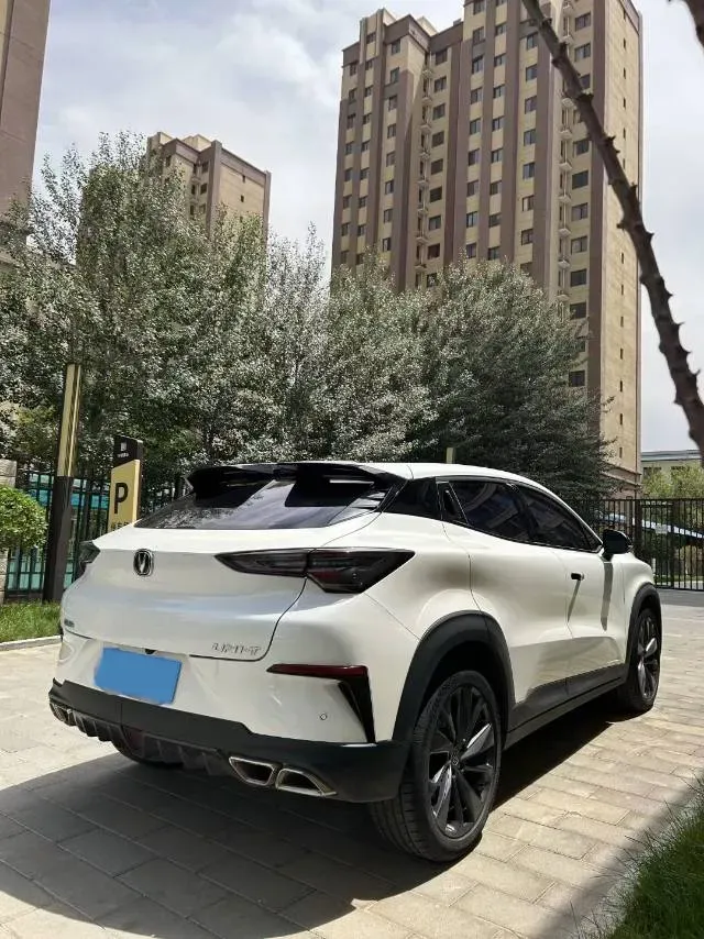 2020 ChangAn UNI-T 1.5T 180HP L4 7DCT,autocango,china used car exporter,china ev exporter,chinese used car exporter,chinese used ev exporter