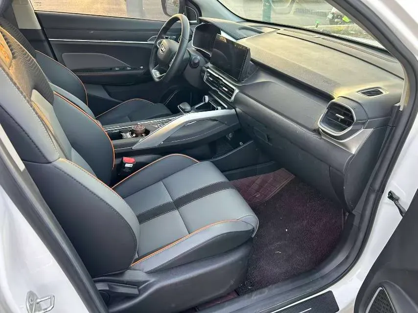 2023 Geely Coolray 1.5T 181HP L4 7DCT,autocango,china used car exporter,china ev exporter,chinese used car exporter,chinese used ev exporter