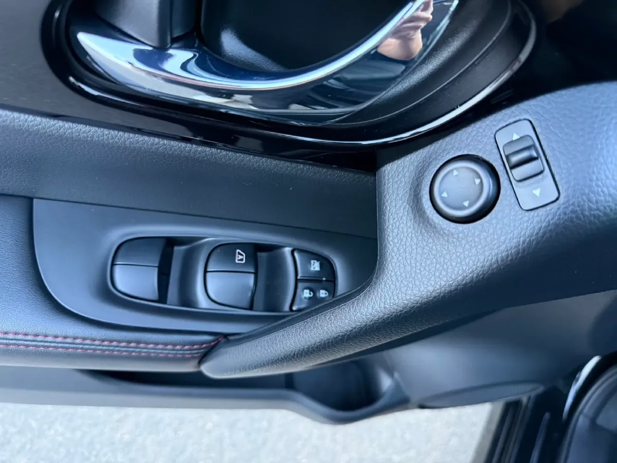 2022 Nissan Qashqai 2.0L 151HP L4 CVT,autocango,china used car exporter,china ev exporter,chinese used car exporter,chinese used ev exporter