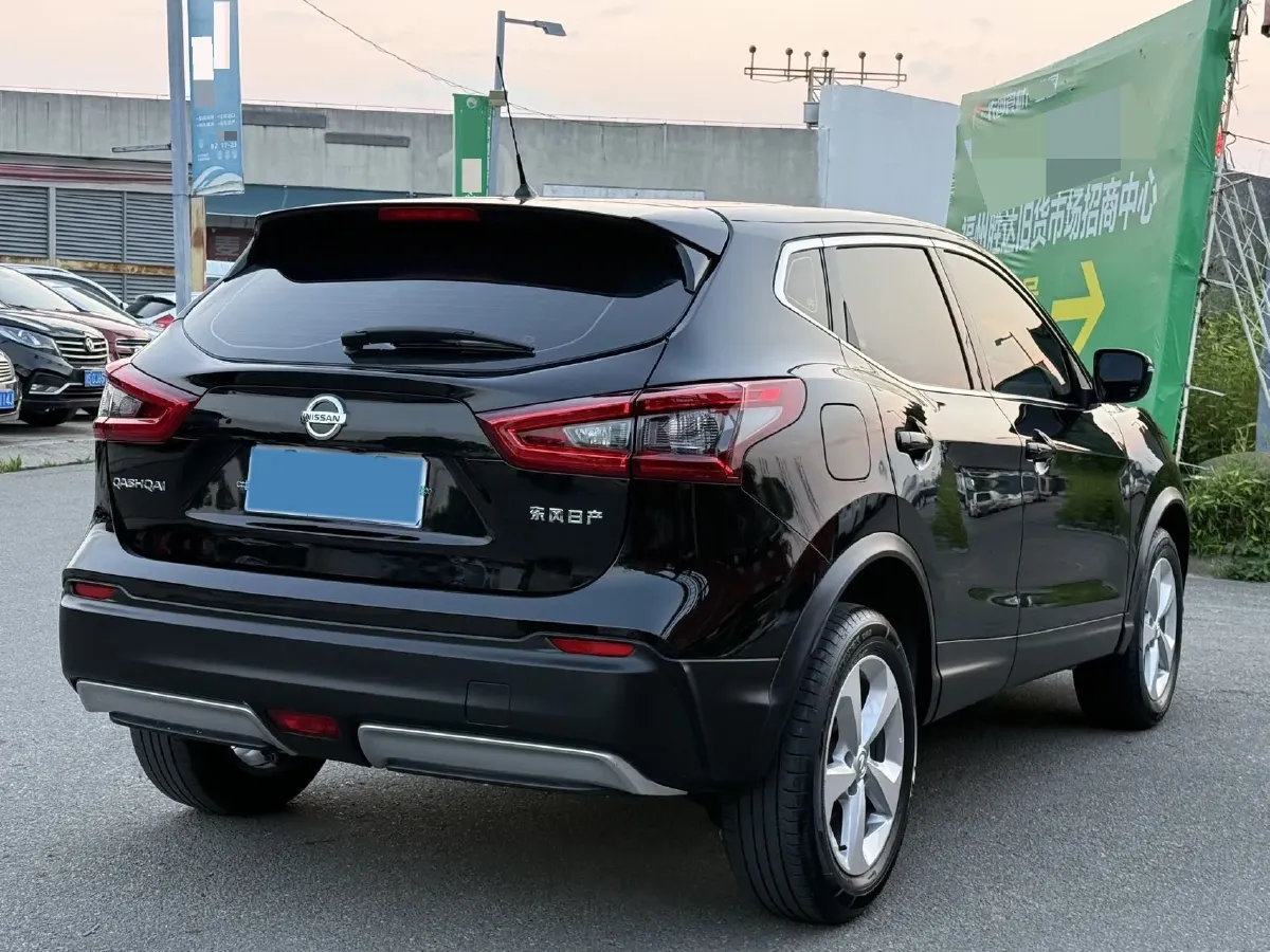 2022 Nissan Qashqai 2.0L 151HP L4 CVT,autocango,china used car exporter,china ev exporter,chinese used car exporter,chinese used ev exporter