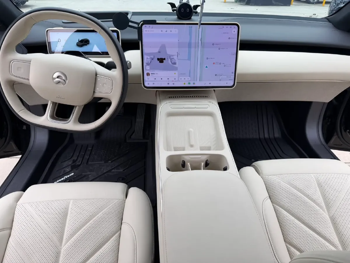 2025 NIO ET5T BEV,autocango,china used car exporter,china ev exporter,chinese used car exporter,chinese used ev exporter