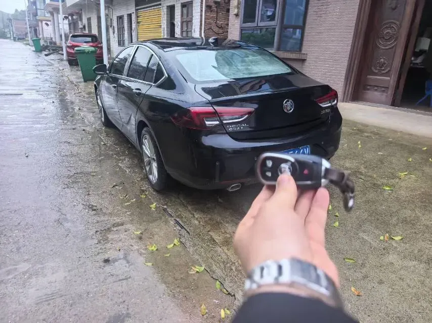2020 Buick Regal 2.0T 237HP L4 9AT,autocango,china used car exporter,china ev exporter,chinese used car exporter,chinese used ev exporter
