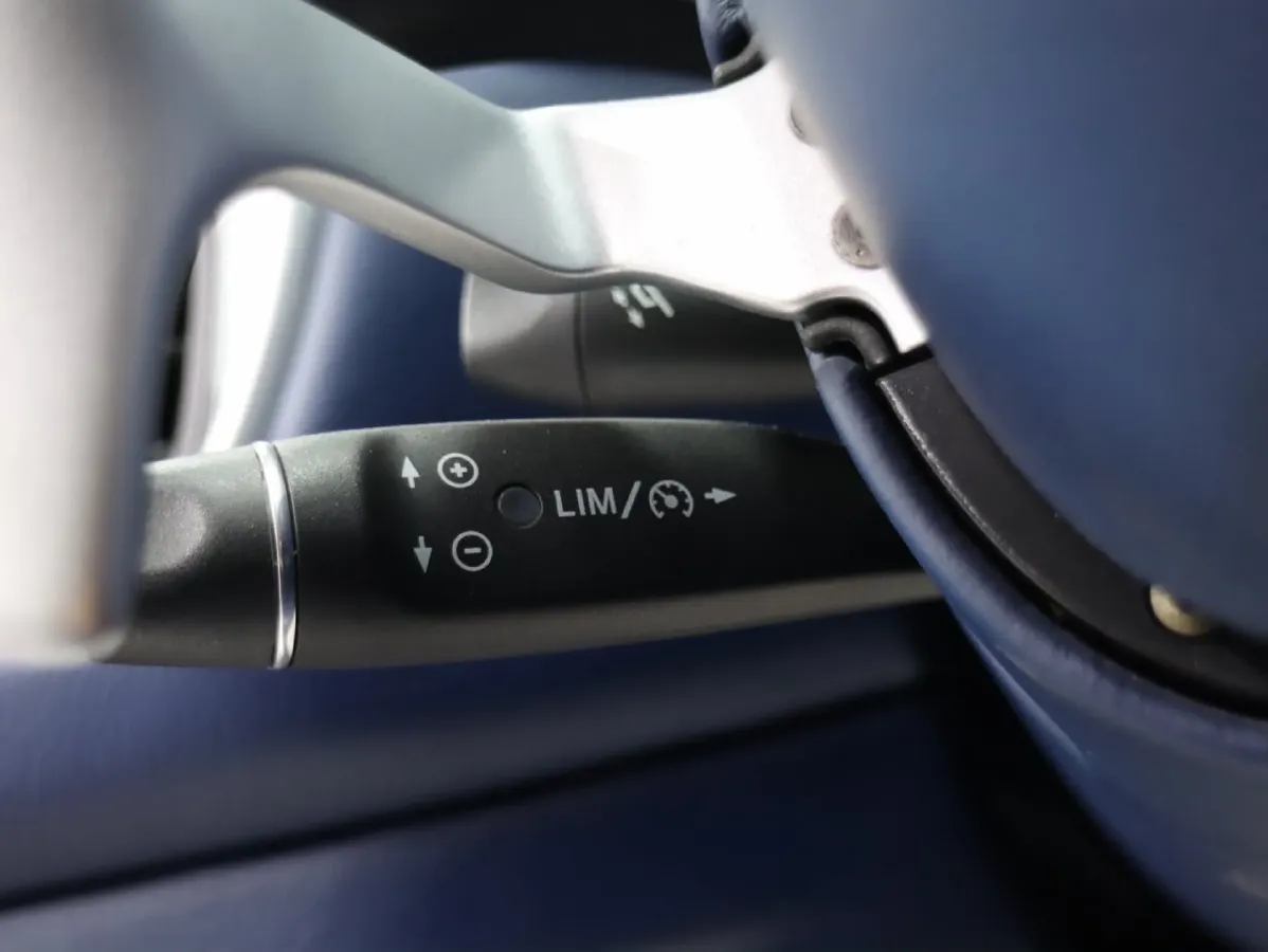 2020 Aston Martin DB11 4.0T 510HP V8 8AT,autocango,china used car exporter,china ev exporter,chinese used car exporter,chinese used ev exporter