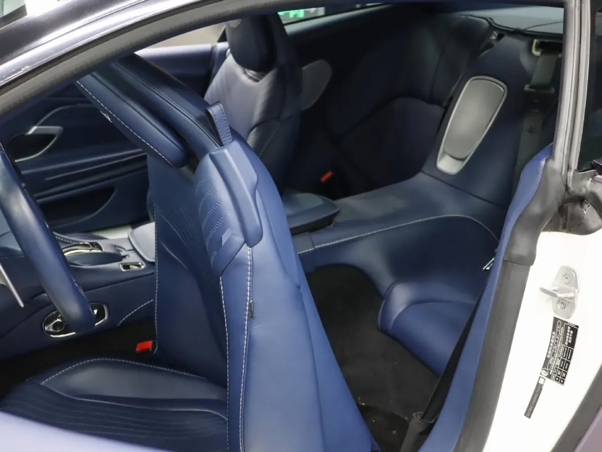 2020 Aston Martin DB11 4.0T 510HP V8 8AT,autocango,china used car exporter,china ev exporter,chinese used car exporter,chinese used ev exporter