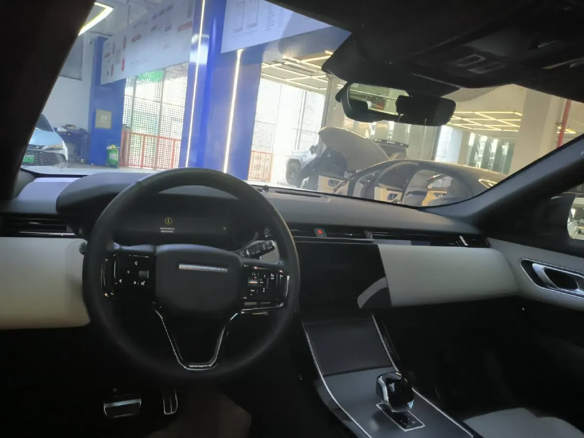 2024 Land Rover Range Rover Velar 2.0T 250HP L4 8AT,autocango,china used car exporter,china ev exporter,chinese used car exporter,chinese used ev exporter