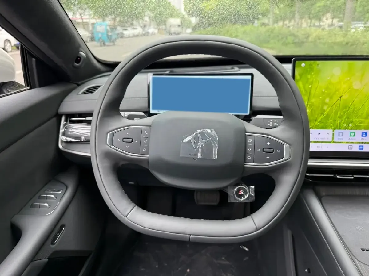 2024 DongFeng eπ eπ007 BEV 56.83KWH,autocango,china used car exporter,china ev exporter,chinese used car exporter,chinese used ev exporter