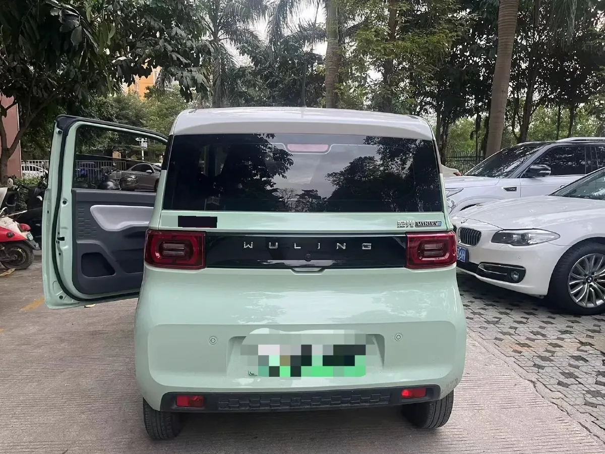 2021 WuLing HongGuang MINI EV BEV 9.3KWH,autocango,china used car exporter,china ev exporter,chinese used car exporter,chinese used ev exporter