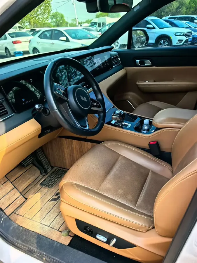 2021 Li ONE Range Extended 131HP REEV 40.5KWH,autocango,china used car exporter,china ev exporter,chinese used car exporter,chinese used ev exporter