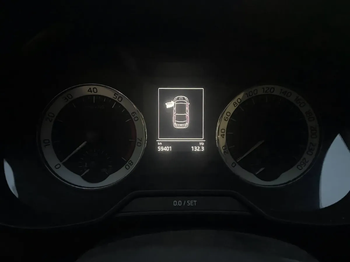 2019 Skoda Octavia 1.2T 116HP L4 7DCT,autocango,china used car exporter,china ev exporter,chinese used car exporter,chinese used ev exporter