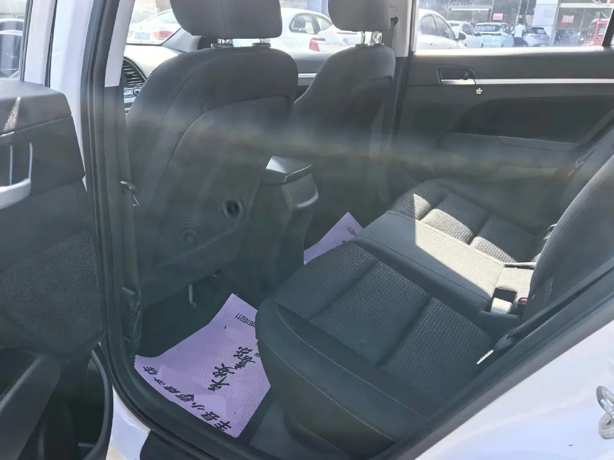 2018 Hyundai Elantra 1.6L 130HP L4 6AT,autocango,china used car exporter,china ev exporter,chinese used car exporter,chinese used ev exporter