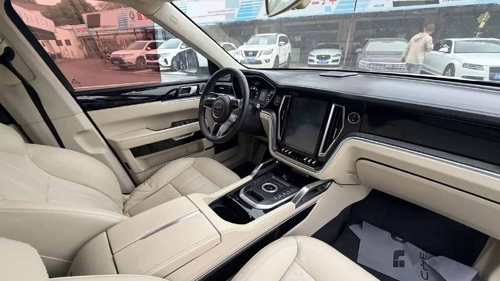 2017 Zotye T700 1.8T 177HP L4 6DCT,autocango,china used car exporter,china ev exporter,chinese used car exporter,chinese used ev exporter