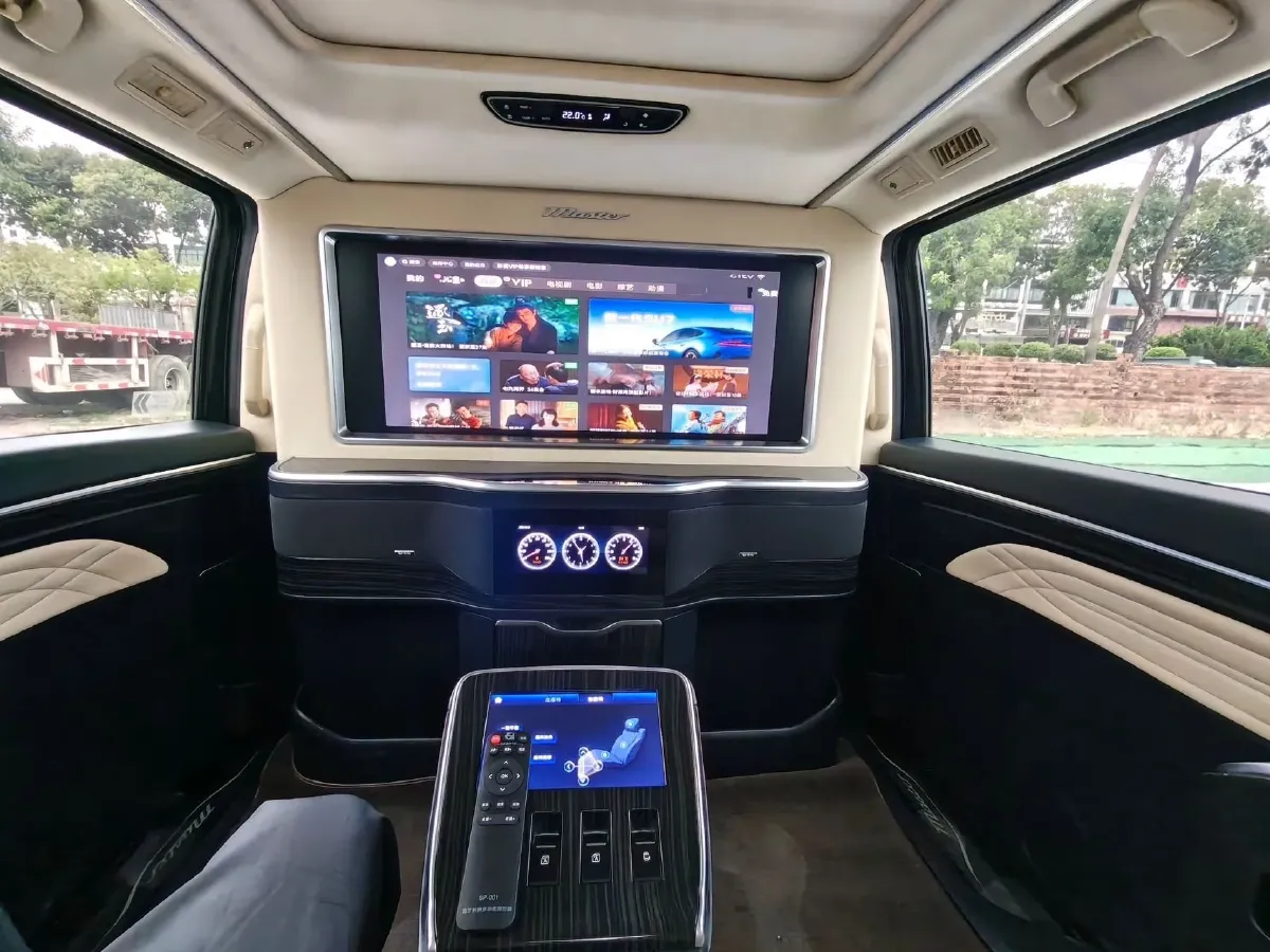 2021 GAC Trumpchi M8 2.0T 252HP L4 8AT,autocango,china used car exporter,china ev exporter,chinese used car exporter,chinese used ev exporter