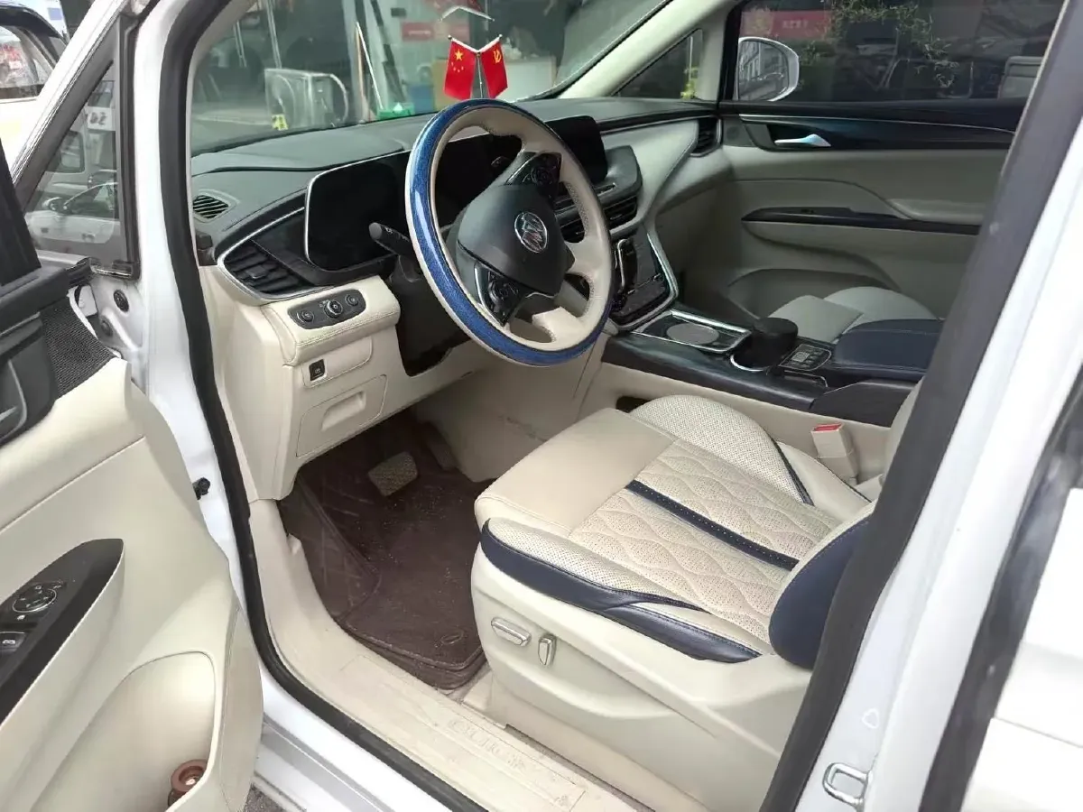 2020 Buick GL8 2.0T 237HP L4 9AT,autocango,china used car exporter,china ev exporter,chinese used car exporter,chinese used ev exporter