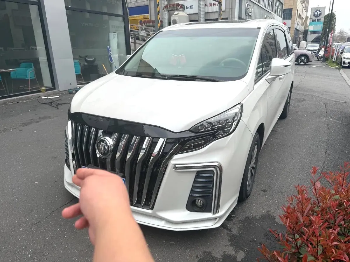 2020 Buick GL8 2.0T 237HP L4 9AT,autocango,china used car exporter,china ev exporter,chinese used car exporter,chinese used ev exporter