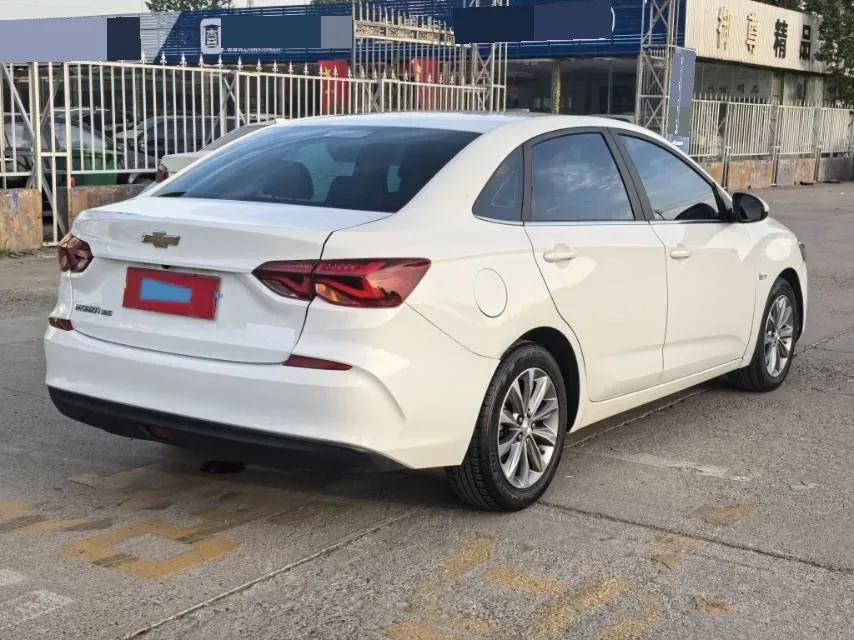 2021 Chevrolet Monza 1.5L 113HP L4 6AT,autocango,china used car exporter,china ev exporter,chinese used car exporter,chinese used ev exporter