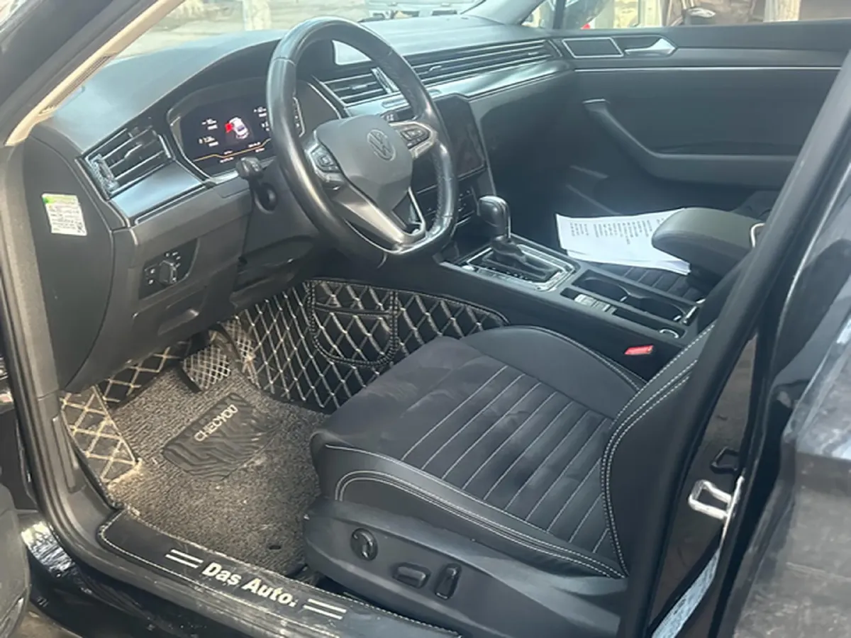 2020 Volkswagen Magotan 2.0T 186HP L4 7DCT,autocango,china used car exporter,china ev exporter,chinese used car exporter,chinese used ev exporter