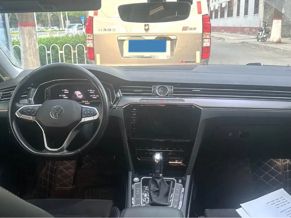 2020 Volkswagen Magotan 2.0T 186HP L4 7DCT,autocango,china used car exporter,china ev exporter,chinese used car exporter,chinese used ev exporter
