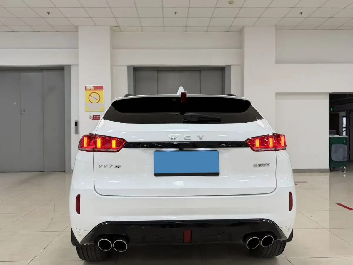 2017 WEY VV7 2.0T 234HP L4 7DCT,autocango,china used car exporter,china ev exporter,chinese used car exporter,chinese used ev exporter