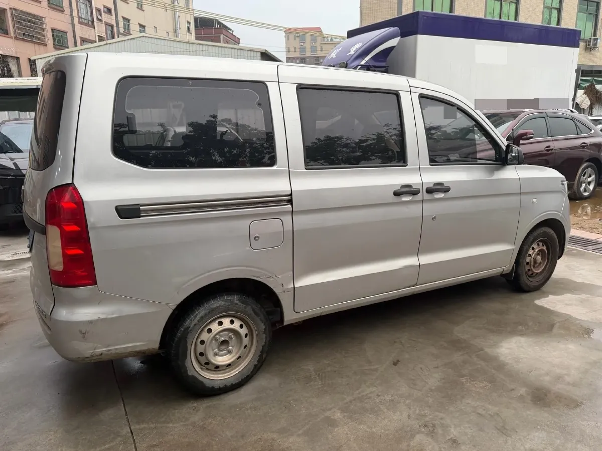 2022 JinBei Little Sea Lion X30 1.5L 102HP L4 5MT,autocango,china used car exporter,china ev exporter,chinese used car exporter,chinese used ev exporter