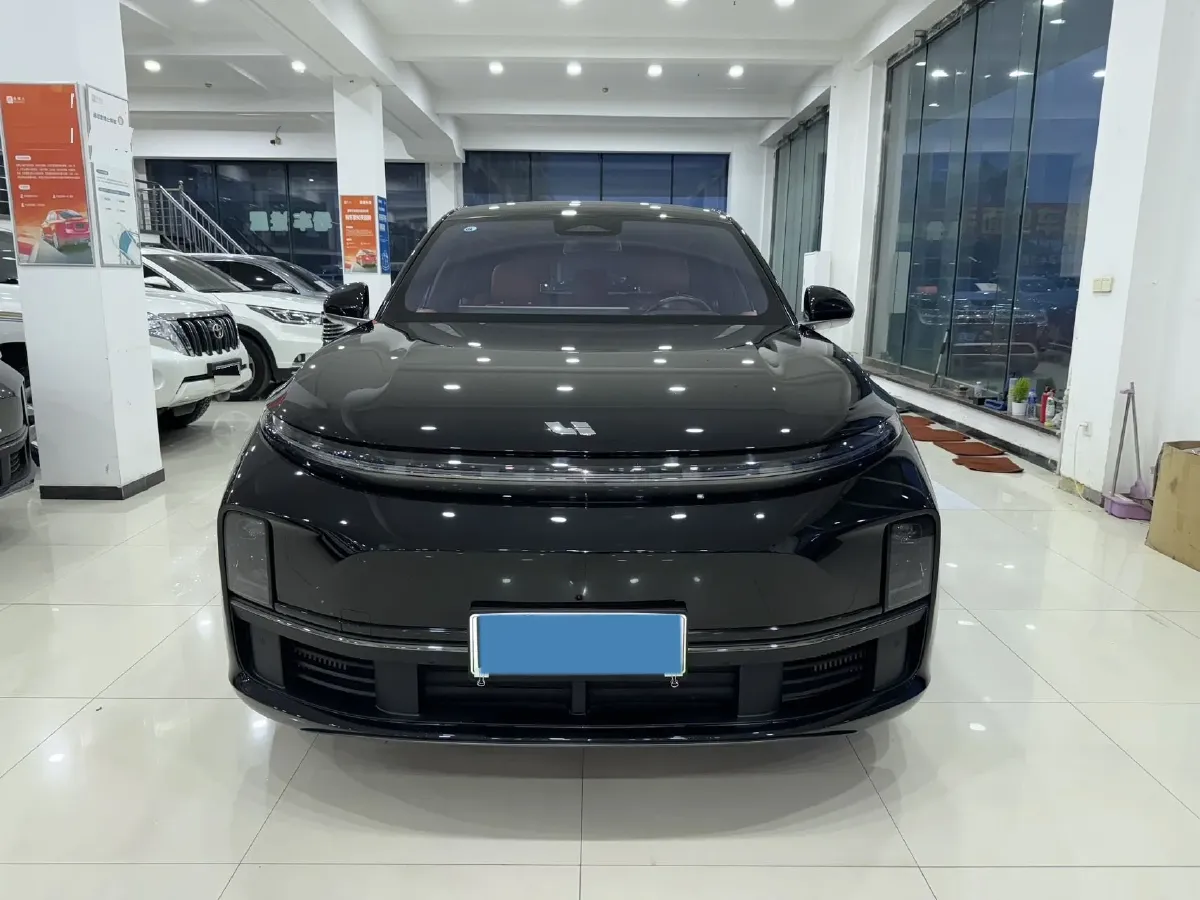 2024 Li L7 Range Extended 154HP REEV 42.8KWH,autocango,china used car exporter,china ev exporter,chinese used car exporter,chinese used ev exporter