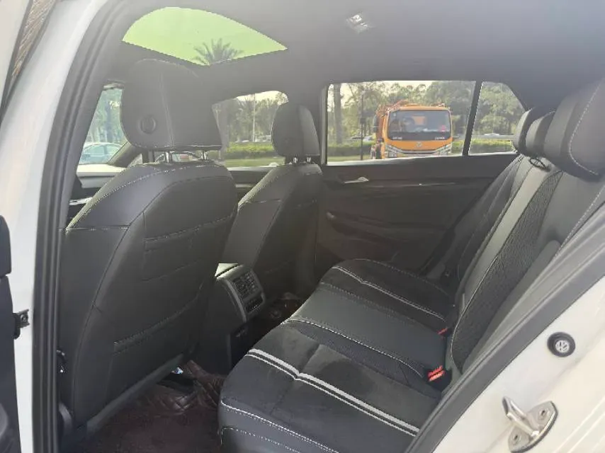 2021 Volkswagen Golf 1.4T 150HP L4 7DCT,autocango,china used car exporter,china ev exporter,chinese used car exporter,chinese used ev exporter