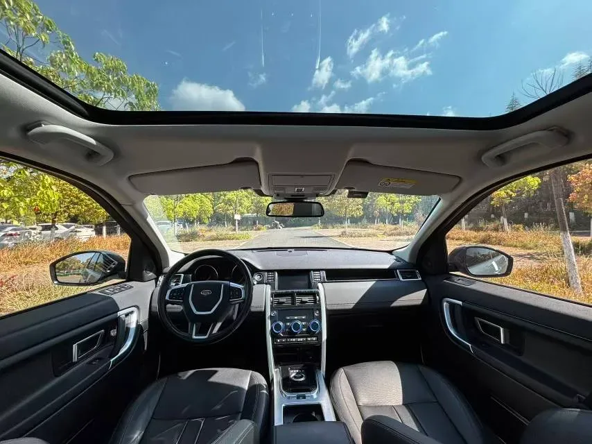 2019 Land Rover Discovery Sport 2.0T 241HP L4 9AT,autocango,china used car exporter,china ev exporter,chinese used car exporter,chinese used ev exporter