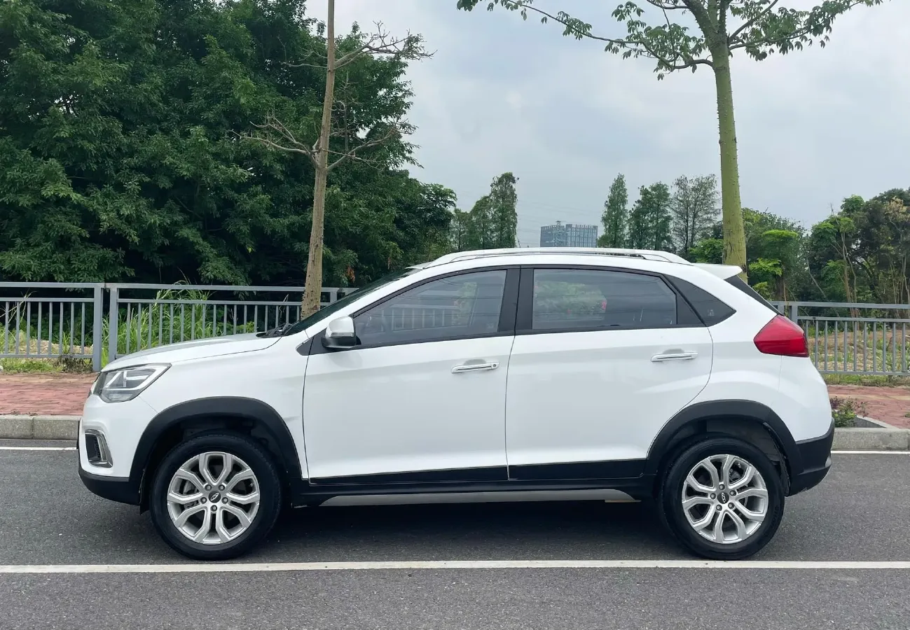 2020 Chery Tiggo 3x 1.5L 116HP L4 CVT,autocango,china used car exporter,china ev exporter,chinese used car exporter,chinese used ev exporter