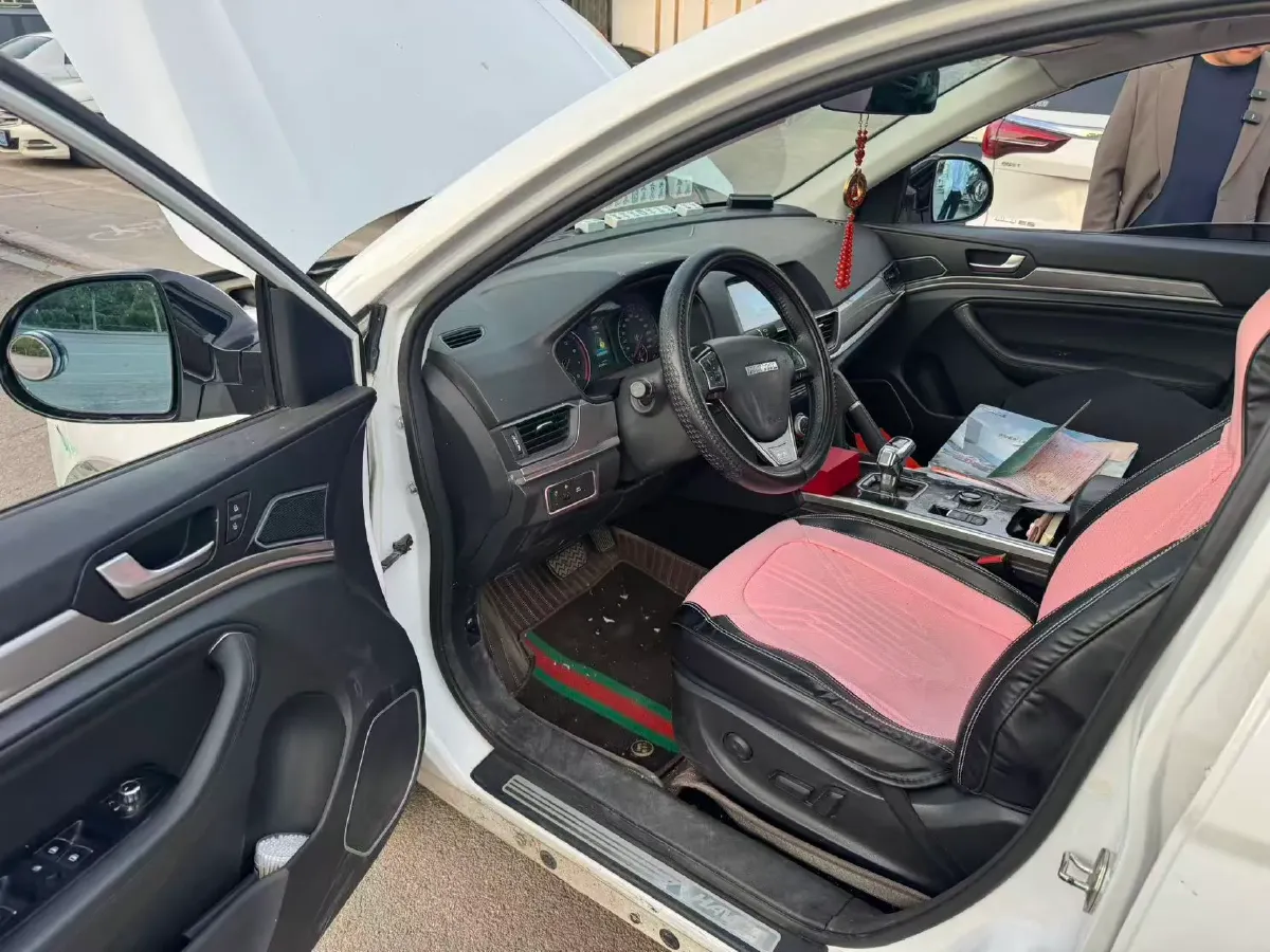 2017 Haval H6 1.5T 150HP L4 6AT,autocango,china used car exporter,china ev exporter,chinese used car exporter,chinese used ev exporter