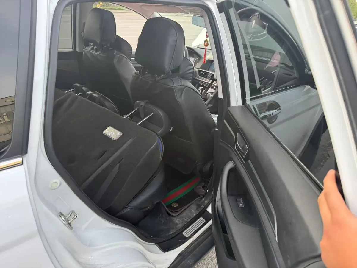 2017 Haval H6 1.5T 150HP L4 6AT,autocango,china used car exporter,china ev exporter,chinese used car exporter,chinese used ev exporter