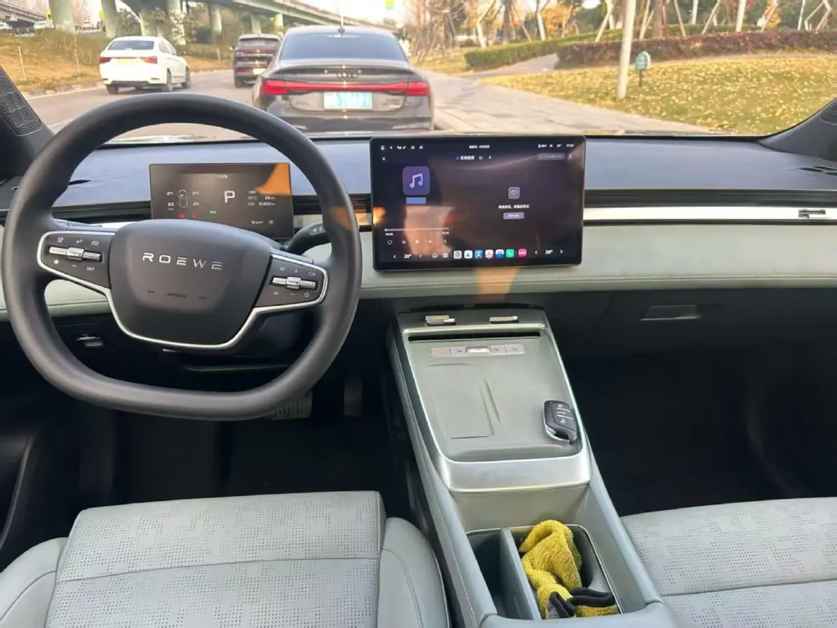 2025 Roewe D6 BEV,autocango,china used car exporter,china ev exporter,chinese used car exporter,chinese used ev exporter