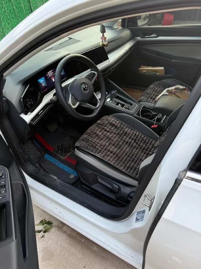 2023 Volkswagen Golf 1.4T 150HP L4 7DCT,autocango,china used car exporter,china ev exporter,chinese used car exporter,chinese used ev exporter