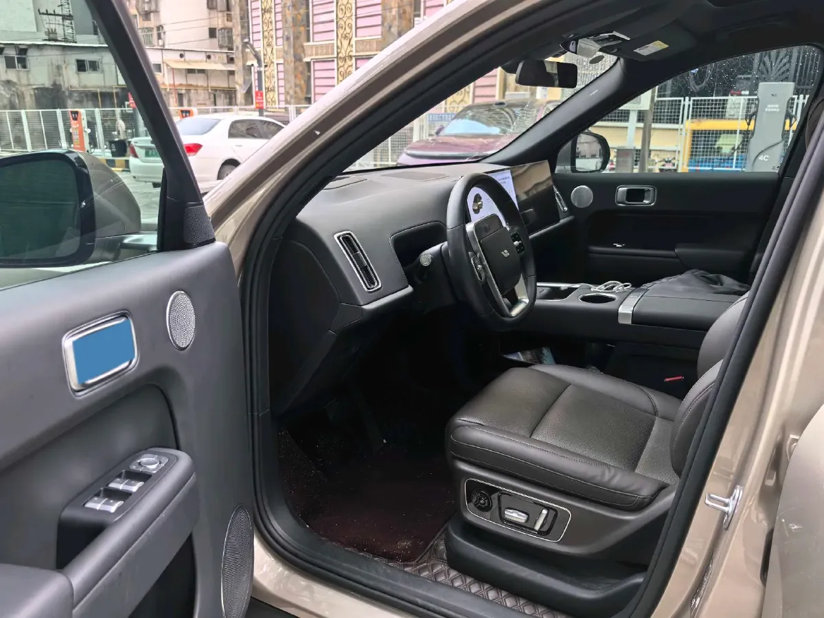 2022 Li L9 Range Extended 154HP REEV 42.6KWH,autocango,china used car exporter,china ev exporter,chinese used car exporter,chinese used ev exporter