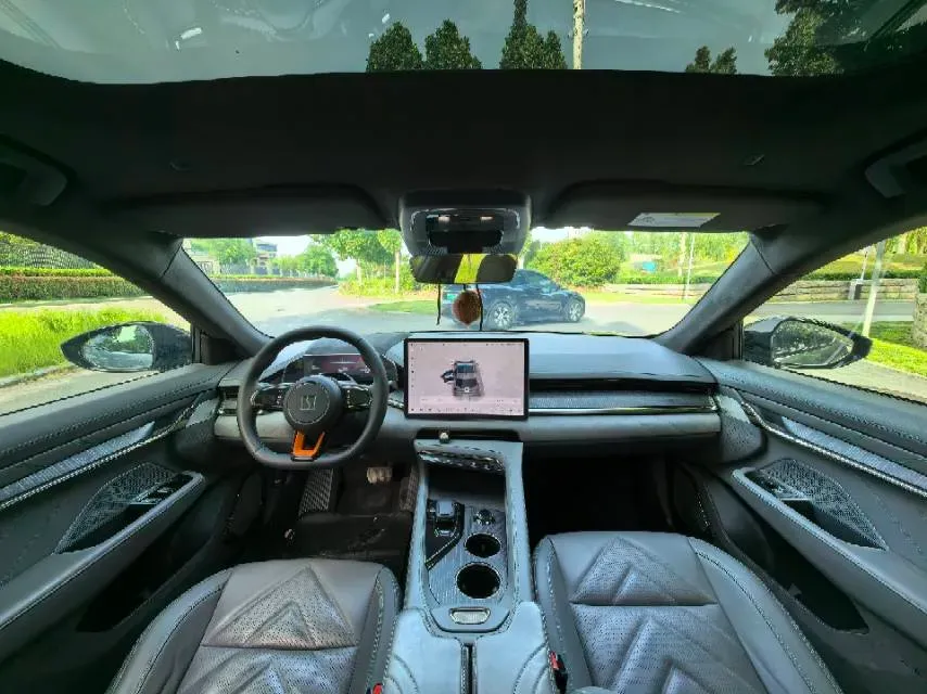 2022 Zeekr 001 BEV 86KWH,autocango,china used car exporter,china ev exporter,chinese used car exporter,chinese used ev exporter