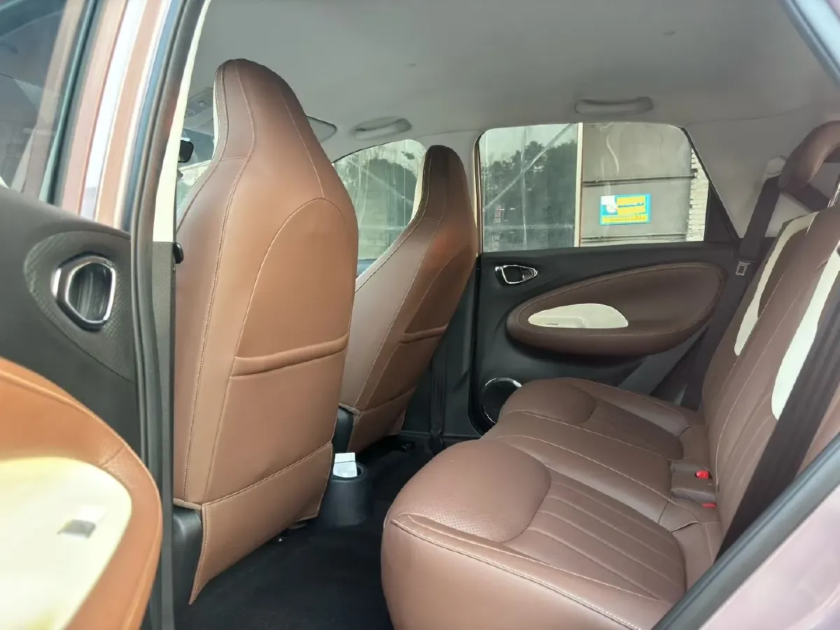 2023 WuLing BinGuo BEV 31.9KWH,autocango,china used car exporter,china ev exporter,chinese used car exporter,chinese used ev exporter