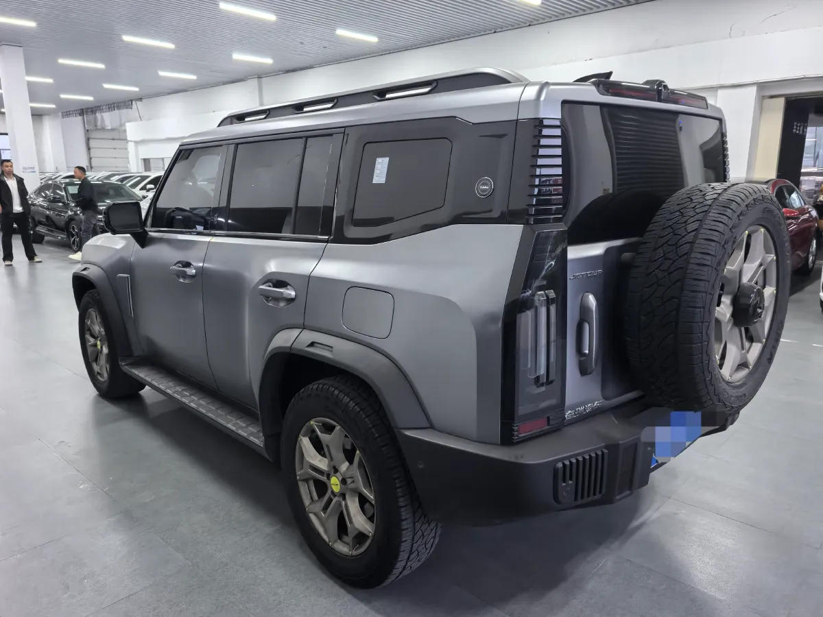 2023 Jetour Traveller 2.0T 254HP L4 7DCT,autocango,china used car exporter,china ev exporter,chinese used car exporter,chinese used ev exporter