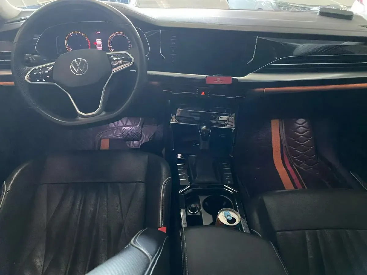 2021 Volkswagen Passat 2.0T 186HP L4 7DCT,autocango,china used car exporter,china ev exporter,chinese used car exporter,chinese used ev exporter