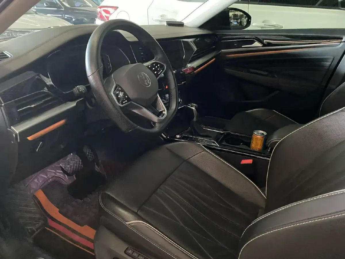 2021 Volkswagen Passat 2.0T 186HP L4 7DCT,autocango,china used car exporter,china ev exporter,chinese used car exporter,chinese used ev exporter