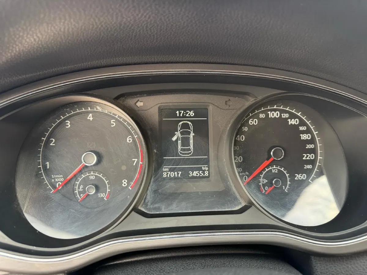 2017 Volkswagen Passat 1.8T 180HP L4 7DCT,autocango,china used car exporter,china ev exporter,chinese used car exporter,chinese used ev exporter