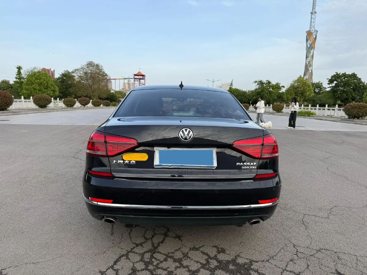 2017 Volkswagen Passat 1.8T 180HP L4 7DCT,autocango,china used car exporter,china ev exporter,chinese used car exporter,chinese used ev exporter