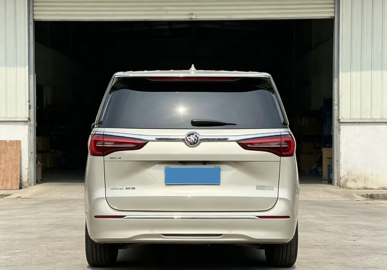 2022 Buick GL8 2.0T 237HP L4 9AT,autocango,china used car exporter,china ev exporter,chinese used car exporter,chinese used ev exporter