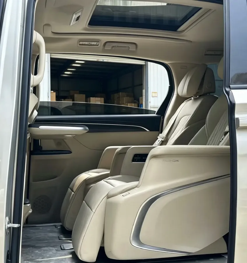 2022 Buick GL8 2.0T 237HP L4 9AT,autocango,china used car exporter,china ev exporter,chinese used car exporter,chinese used ev exporter