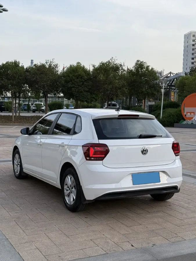 2019 Volkswagen Polo 1.5L 113HP L4 6AT,autocango,china used car exporter,china ev exporter,chinese used car exporter,chinese used ev exporter