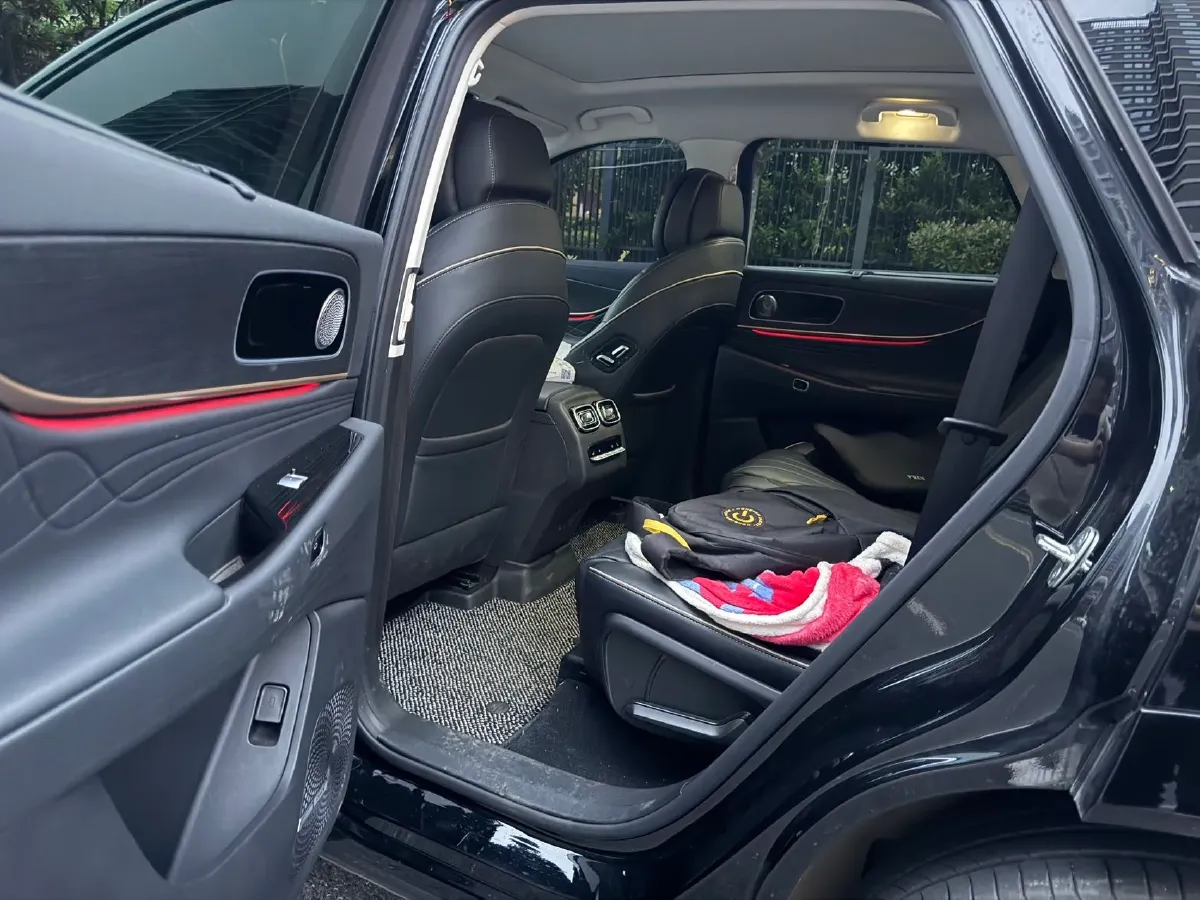 2023 Chery Tiggo 9 2.0T 261HP L4 7DCT,autocango,china used car exporter,china ev exporter,chinese used car exporter,chinese used ev exporter