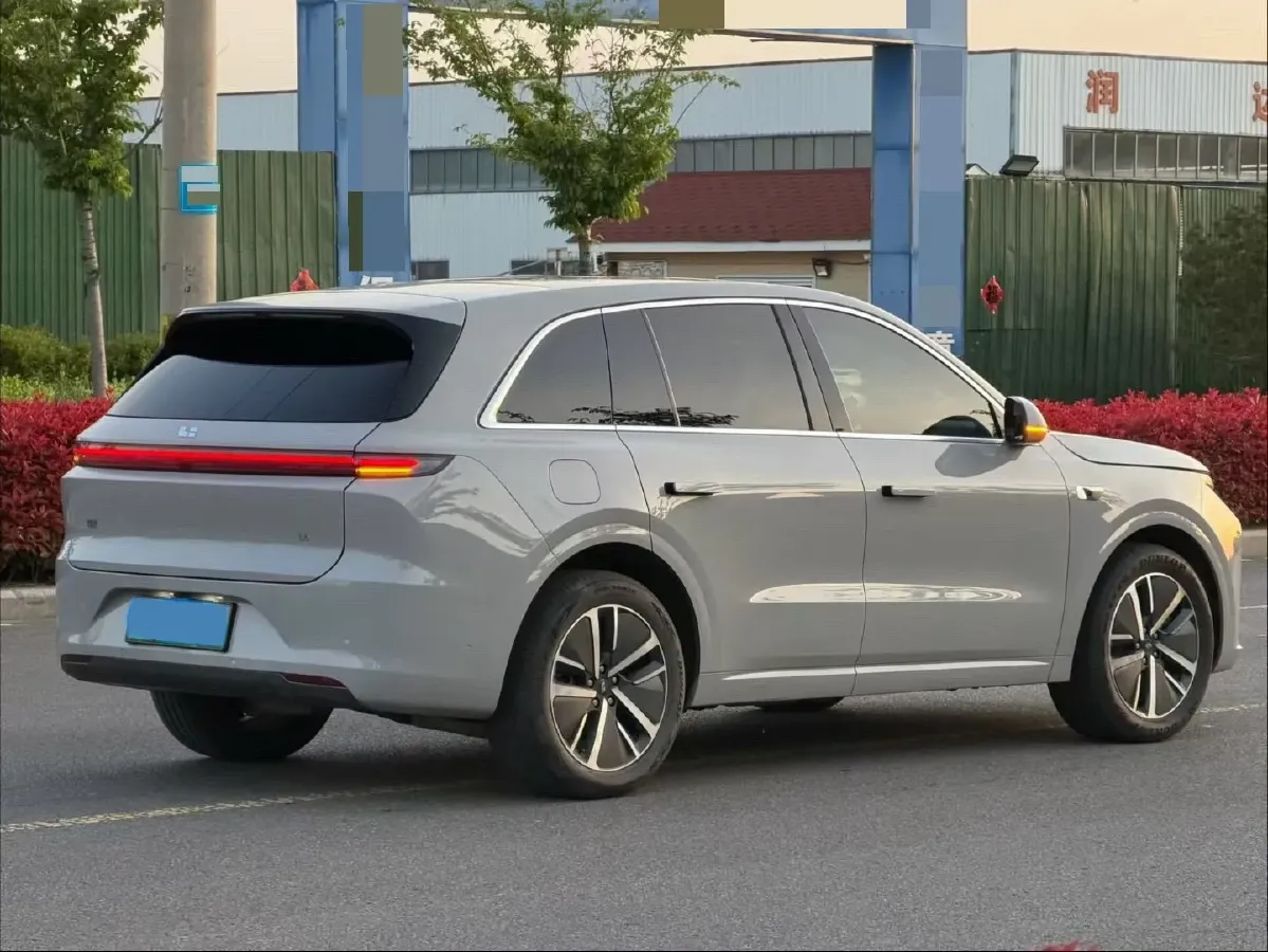 2024 Li L6 Range Extended 154HP L4 REEV 36.8KWH,autocango,china used car exporter,china ev exporter,chinese used car exporter,chinese used ev exporter