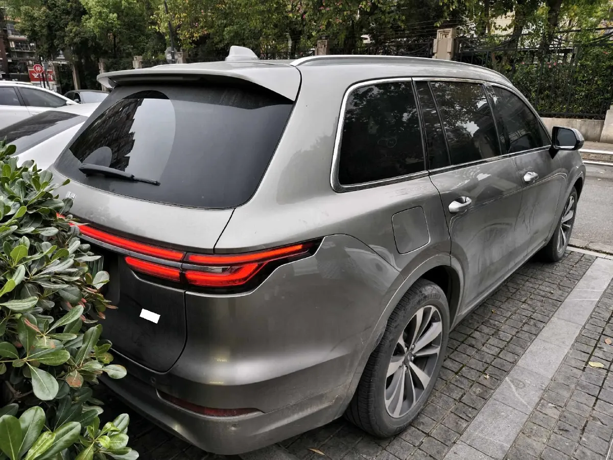 2020 Li ONE Range Extended 131HP REEV 40.5KWH,autocango,china used car exporter,china ev exporter,chinese used car exporter,chinese used ev exporter