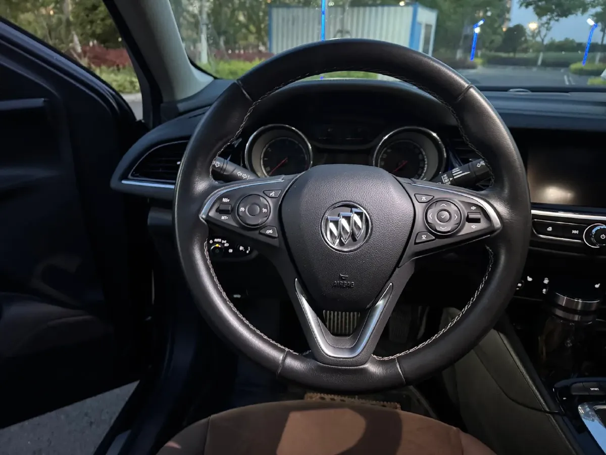 2019 Buick Regal 1.5T 170HP L4 9AT,autocango,china used car exporter,china ev exporter,chinese used car exporter,chinese used ev exporter